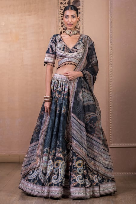 Tarun Tahiliani Paisley Print Kalidar Lehenga Set 