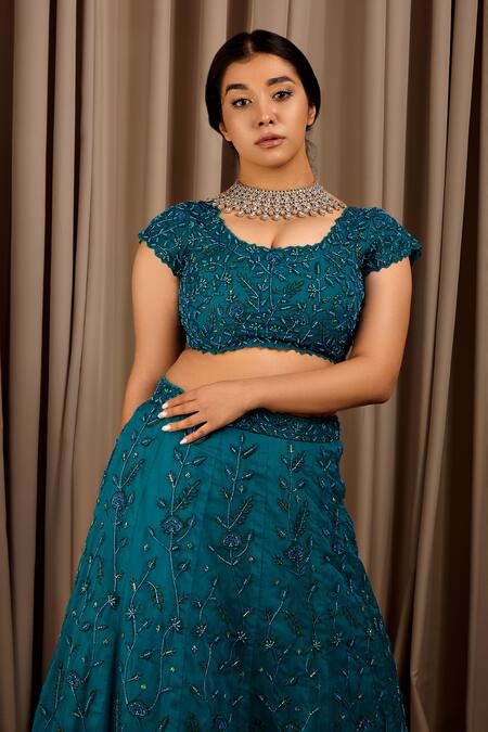 Shloka Sudhakar_Blue Organza Embroidery Floral Scoop Neck Flower Vine Bridal Lehenga Set _Online_at_Aza_Fashions