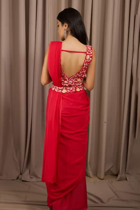 Shloka Sudhakar Shimmer Finish Saree Floral Embroidered Blouse Set 