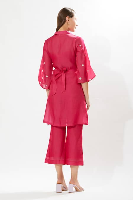 Meadow La Vie Embroidered Kurta Set 