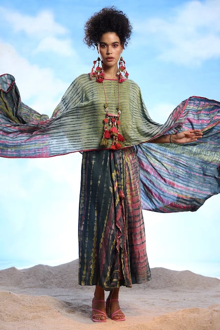 Buy_CAPISVIRLEO_Green Cotton, Silk Tassels Shikoba Tie Dye Cape And Skirt Set _Online_at_Aza_Fashions