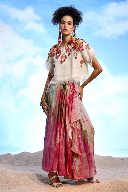 Capisvirleo Sophia Linen Embroidered Top 