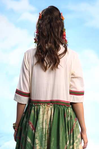 Buy_CAPISVIRLEO_Green Cotton V-neck Bebinn Tie-dye Print Tunic And Short Pant Set 