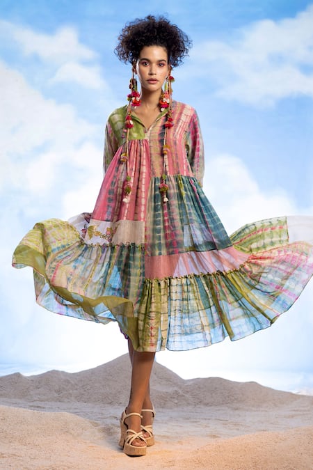 Buy_CAPISVIRLEO_Multi Color Cotton V-neck Karamia Tie-dye Print Dress _Online_at_Aza_Fashions