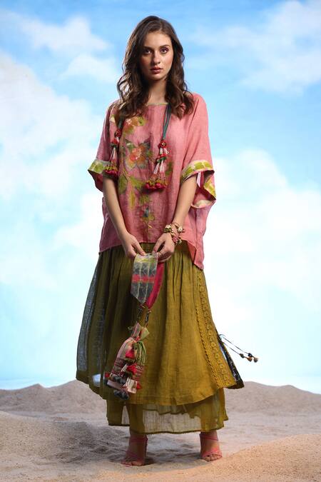 Buy_CAPISVIRLEO_Pink Linen Embroidery Round Neck Liaden Thread Crop Top _Online_at_Aza_Fashions