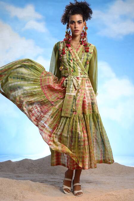 Buy_CAPISVIRLEO_Green Cotton Embroidery V-neck Lola Tie-dye Print Dress With Belt _Online_at_Aza_Fashions