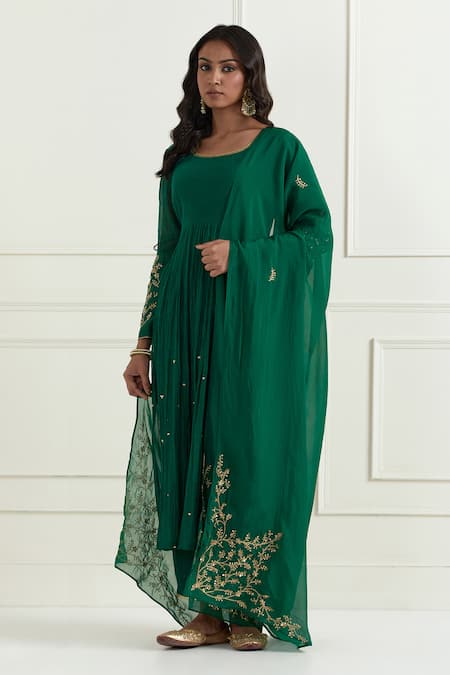 Ikshita Choudhary Green Chanderi Embroidery Sequins Scoop Neck Anarkali Set 