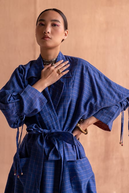 Buy Swatti Kapoor Blue Handloom Cotton, Cotton, Silk Collared Ishna Checkered Pattern Trench Coat Buy_Swatti Kapoor_Blue Handloom Cotton, Cotton, Silk Collared Ishna Checkered Pattern Trench Coat