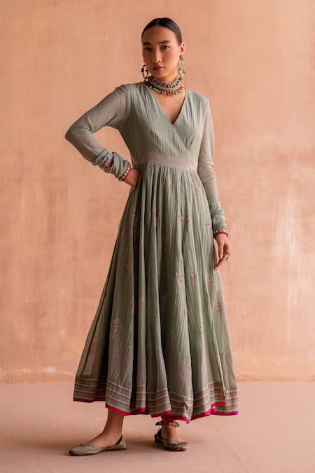 Buy_Swatti Kapoor_Green 40gm Chanderi Printed And Hand Embroidered Jaya Block Anarkali  _Online_at_Aza_Fashions