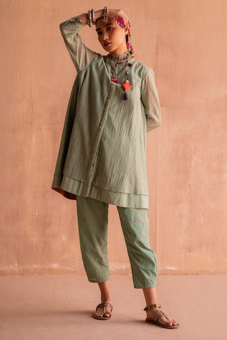 Shop Swatti Kapoor Green Chanderi Sequins, Embroidery Round Neck Kalindi Hand Block Print Kurta Online at Aza Fashions Shop_Swatti Kapoor_Green Chanderi Sequins, Embroidery Round Neck Kalindi Hand Block Print Kurta _Online_at_Aza_Fashions