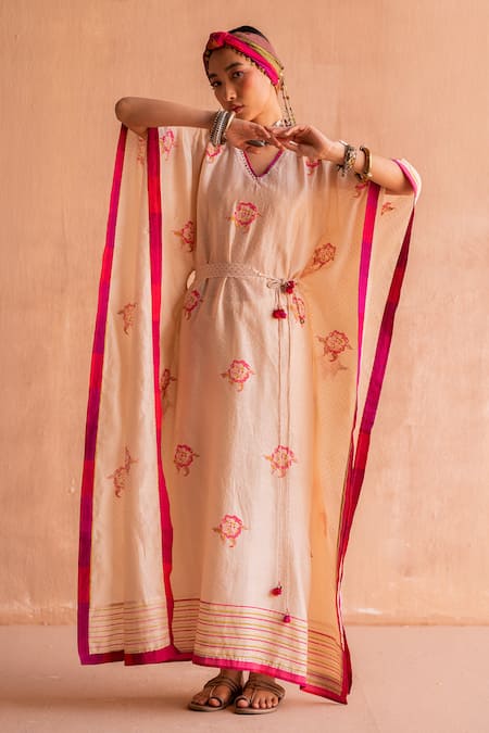 Buy_Swatti Kapoor_White Chanderi Embroidery, Sequins V-neck Lalita Hand Block Print Kaftan 