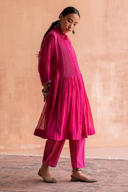 Swatti Kapoor_Pink 40gm Chanderi Printed And Hand Embroidered Floral Mayur Shirt  _Online_at_Aza_Fashions