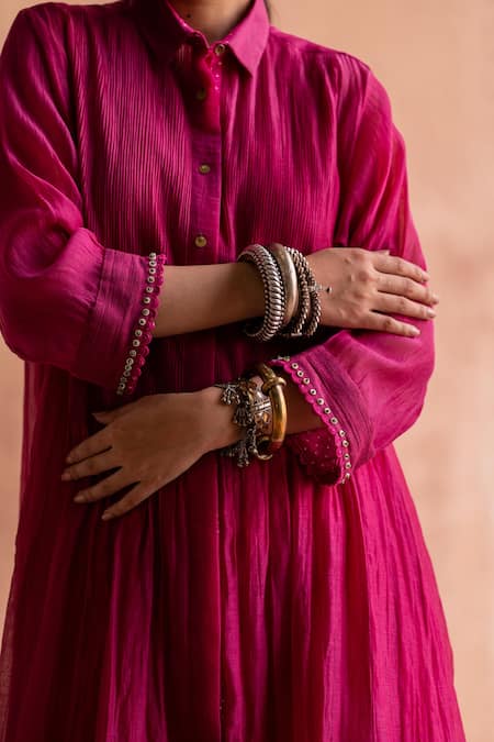 Swatti Kapoor_Pink 40gm Chanderi Printed And Hand Embroidered Floral Mayur Shirt  _at_Aza_Fashions