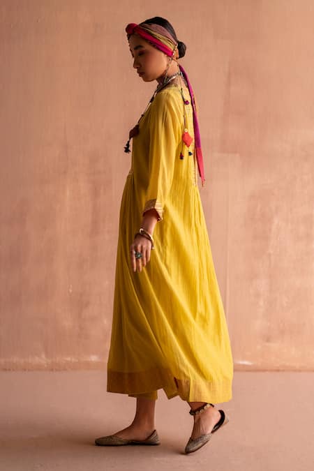 Shop Swatti Kapoor Yellow 40gm Chanderi Printed And Hand Embroidered Nitya Yoke Tunic Online at Aza Fashions Shop_Swatti Kapoor_Yellow 40gm Chanderi Printed And Hand Embroidered Nitya Yoke Tunic _Online_at_Aza_Fashions