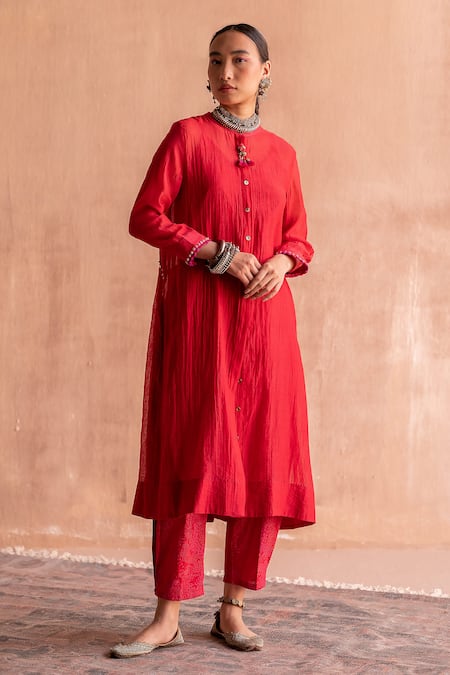 Buy Swatti Kapoor Red 40gm Chanderi Printed And Embroidered Abstract Block Prema Shirt Online at Aza Fashions Buy_Swatti Kapoor_Red 40gm Chanderi Printed And Embroidered Abstract Block Prema Shirt _Online_at_Aza_Fashions