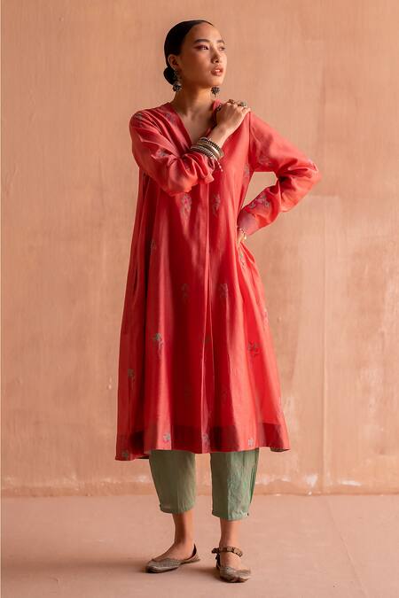 Swatti Kapoor Coral 60gm Chanderi Printed And Embroidered Abstract Rakhi Kurta Online at Aza Fashions Swatti Kapoor_Coral 60gm Chanderi Printed And Embroidered Abstract Rakhi Kurta _Online_at_Aza_Fashions