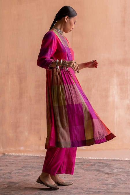 Shop Swatti Kapoor Pink Handloom Cotton, Silk Beads Round Neck Rohini Checkered Handwoven Kurta Online at Aza Fashions Shop_Swatti Kapoor_Pink Handloom Cotton, Silk Beads Round Neck Rohini Checkered Handwoven Kurta _Online_at_Aza_Fashions
