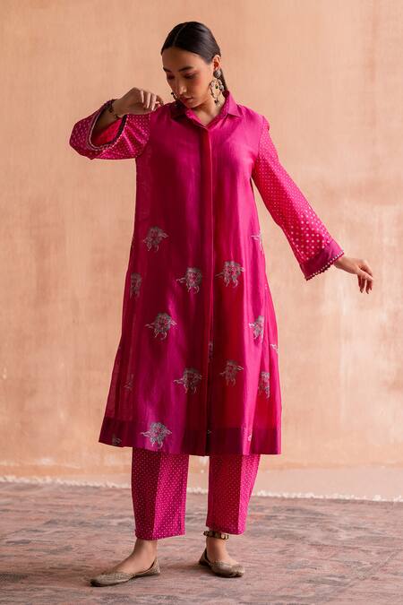 Swatti Kapoor Pink 60gm Chanderi Hand Block Printed Polka Saket Sleeve Kurta