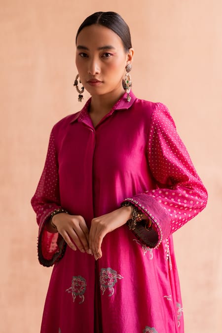 Swatti Kapoor_Pink 60gm Chanderi Hand Block Printed Polka Saket Sleeve Kurta  _at_Aza_Fashions