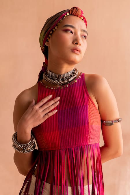 Swatti Kapoor_Pink Cotton, Handloom Cotton, Silk Beads Round Neck Sham Quilted Top _at_Aza_Fashions