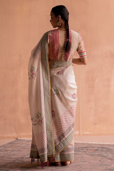 Shop_Swatti Kapoor_White 40gm Chanderi Hand Block Printed Floral Yamuna Saree  _at_Aza_Fashions