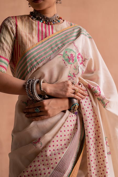 Swatti Kapoor_White 40gm Chanderi Hand Block Printed Floral Yamuna Saree  _at_Aza_Fashions
