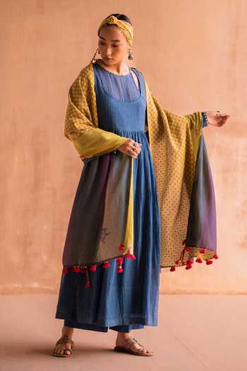 Swatti Kapoor Saumya Chanderi Hand Block Printed Stole 