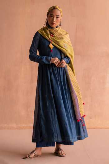 Shop Swatti Kapoor Blue Polka Dots Saumya Chanderi Hand Block Printed Stole Online at Aza Fashions Shop_Swatti Kapoor_Blue Polka Dots Saumya Chanderi Hand Block Printed Stole _Online_at_Aza_Fashions