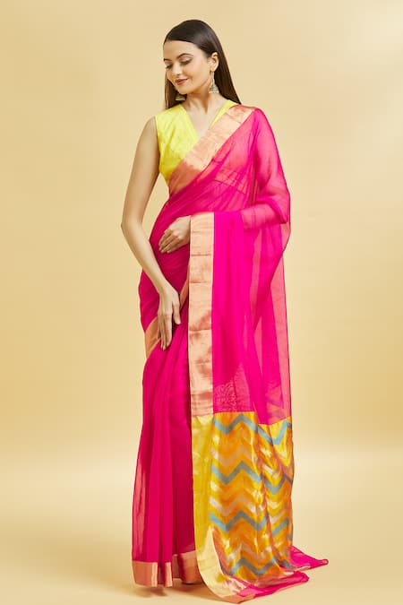Mint N Oranges_Pink Chanderi, Silk V-neck Handwoven Saree With Blouse Piece _Online_at_Aza_Fashions