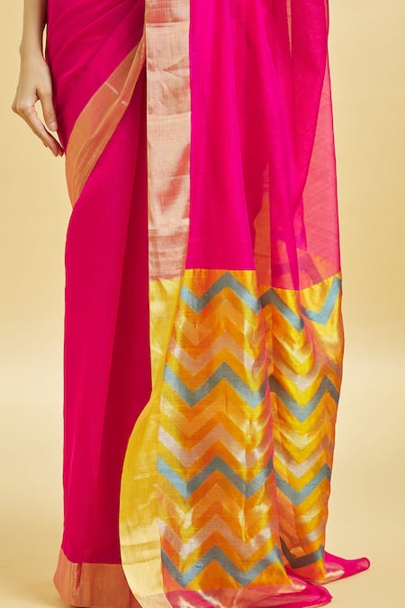 Mint N Oranges_Pink Chanderi, Silk V-neck Handwoven Saree With Blouse Piece _at_Aza_Fashions