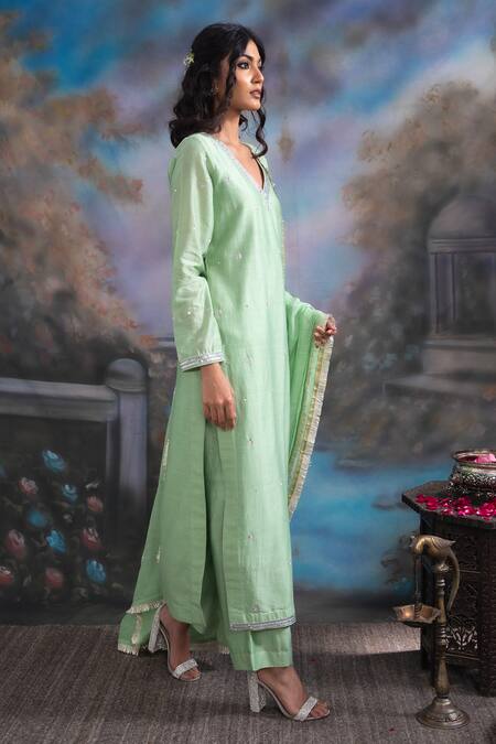 Buy_Meesa_Green Chanderi Silk Embroidered Sequin V Neck Moon Kurta Pant Set  _Online_at_Aza_Fashions