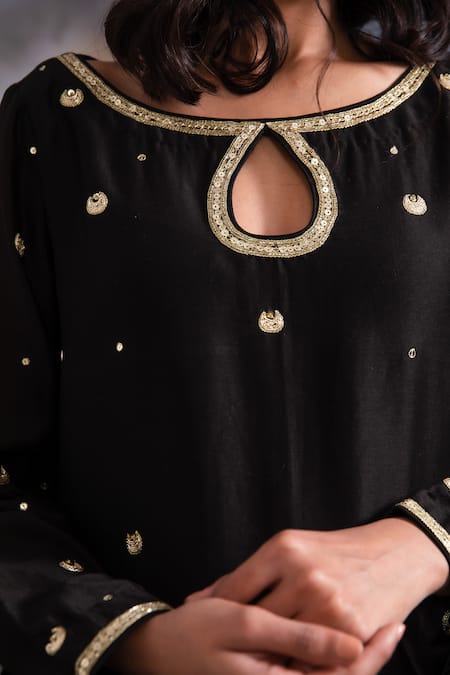 Buy_Meesa_Black Chanderi Silk Sequins, Zari Keyhole Neck Embroidered Kurta Pant Set _Online_at_Aza_Fashions