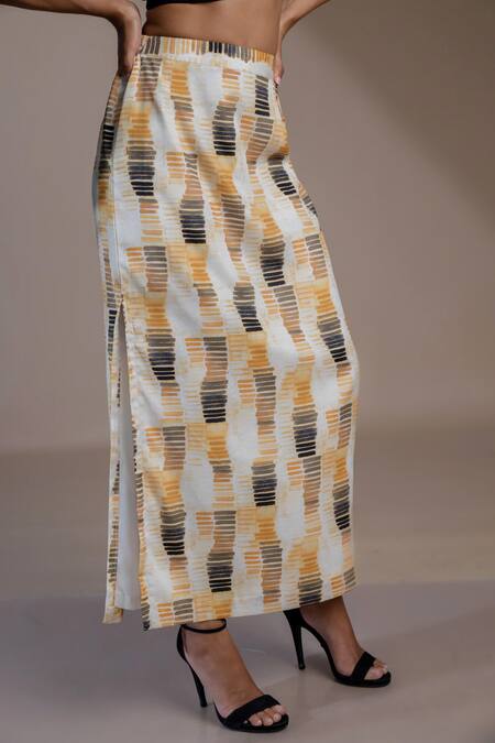 Mamicha_Yellow Chiffon Abstract Pattern A-line Skirt _Online_at_Aza_Fashions