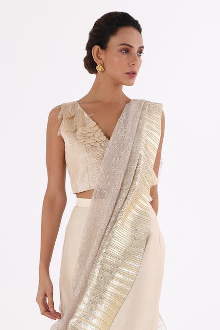 Richa Khemka Flemma Pant Set With Lace Embellished Drape 