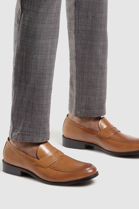 Buy_Hats Off Accessories_Brown Leather Front Cutout Shoes