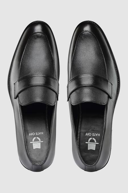 Hats Off Accessories Black Leather Textured Pattern Shoes Online at Aza Fashions Hats Off Accessories_Black Leather Textured Pattern Shoes_Online_at_Aza_Fashions