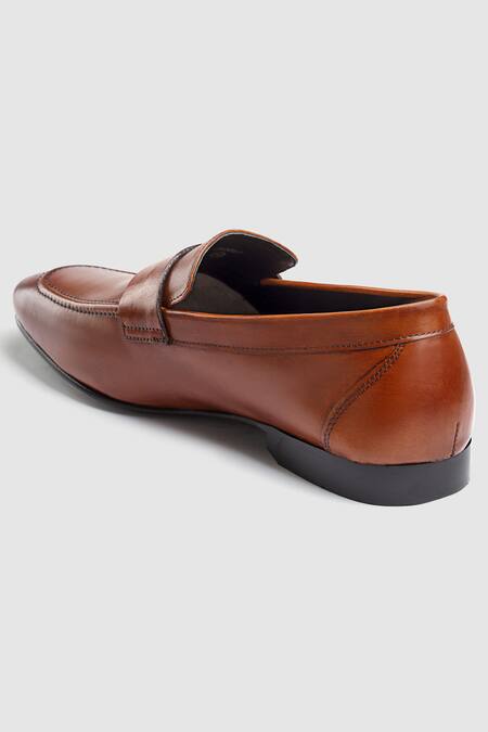 Hats Off Accessories Brown Leather Slip On Shoes at Aza Fashions Hats Off Accessories_Brown Leather Slip On Shoes_at_Aza_Fashions