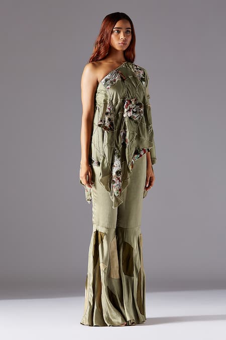 A Humming Way Green Linen Topiary One-shoulder Cape And Mesa Sharara Set Online at Aza Fashions A Humming Way_Green Linen Topiary One-shoulder Cape And Mesa Sharara Set _Online_at_Aza_Fashions