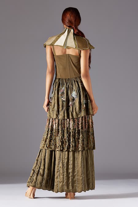 Shop A Humming Way Green Satin, Net Embroidery Sweetheart Neck Topiary Corset Gown at Aza Fashions Shop_A Humming Way_Green Satin, Net Embroidery Sweetheart Neck Topiary Corset Gown _at_Aza_Fashions