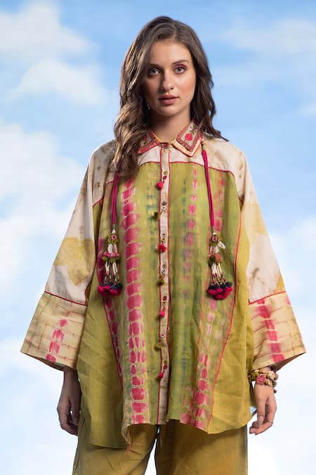 Buy_CAPISVIRLEO_Green Cotton Embroidery Collared Elina Tie-dye Print Boho Shirt 