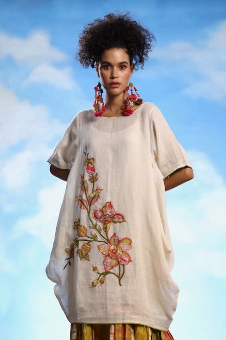 CAPISVIRLEO_Ivory Linen, Cotton Embroidery Round Godiva Boho Tunic Dress With Printed Inner _at_Aza_Fashions