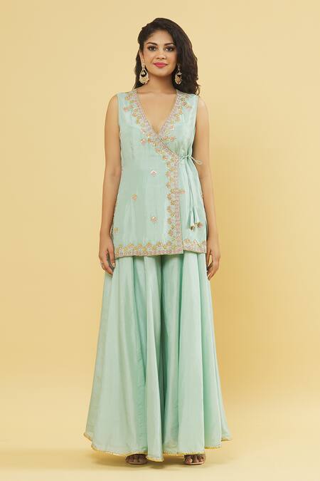Kanj By Priyanka A Sakhuja_Green Silk, Chiffon Embroidery, Gota Patti V-neck Sage Kurta Set _at_Aza_Fashions