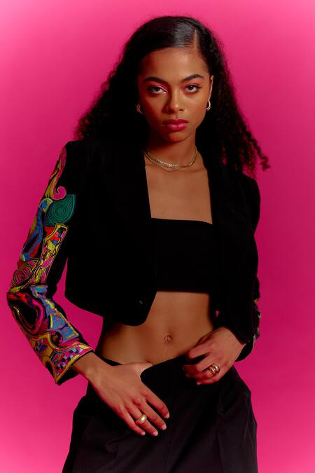 Shop Mini Sondhi Black Crepe Collared Trippy Eye Applique Sleeve Jacket With Trouser Online at Aza Fashions Shop_Mini Sondhi_Black Crepe Collared Trippy Eye Applique Sleeve Jacket With Trouser _Online_at_Aza_Fashions