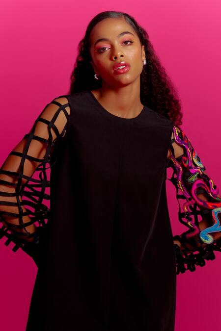 Mini Sondhi Black Crepe Applique, Beads Round Neck Grid Balloon Sleeve Dress Online at Aza Fashions Mini Sondhi_Black Crepe Applique, Beads Round Neck Grid Balloon Sleeve Dress _Online_at_Aza_Fashions