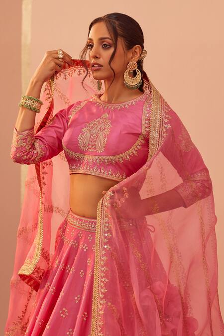 Shop Sheetal Batra Pink , Organza Embroidery, Gota Naaina Geometric Bridal Lehenga Set Online at Aza Fashions Shop_Sheetal Batra_Pink , Organza Embroidery, Gota Naaina Geometric Bridal Lehenga Set _Online_at_Aza_Fashions