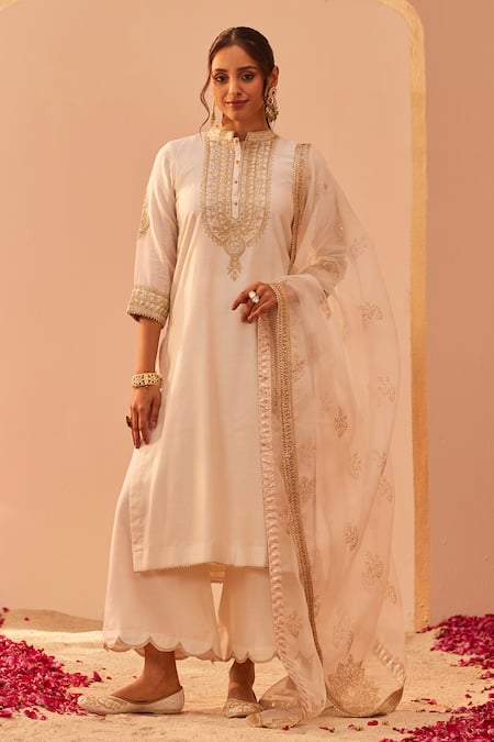 Sheetal Batra Zaniab Silk Chanderi Kurta Set 