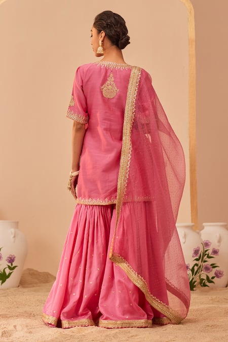 Sheetal Batra Pink , Organza Gota Patti, Mirrors, Suhair Chanderi Printed Kurta Set Online at Aza Fashions Sheetal Batra_Pink , Organza Gota Patti, Mirrors, Suhair Chanderi Printed Kurta Set _Online_at_Aza_Fashions