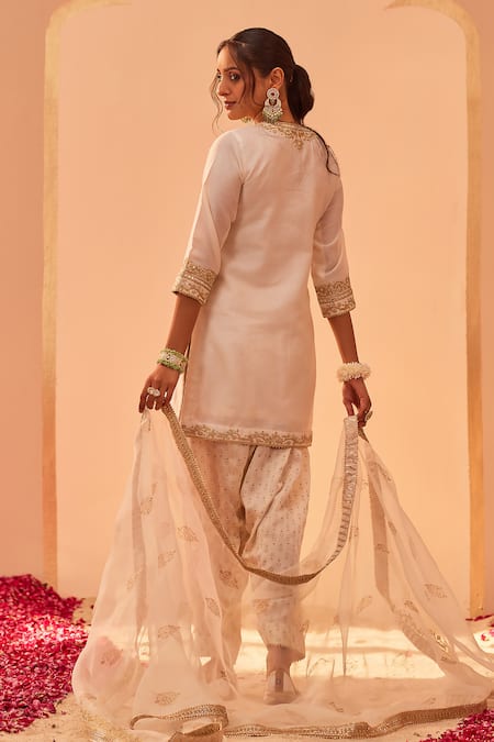 Sheetal Batra Ivory , Chanderi, Satin, Bamboo, Organza Nafisah Yoke Kurta Salwar Set Online at Aza Fashions Sheetal Batra_Ivory , Chanderi, Satin, Bamboo, Organza Nafisah Yoke Kurta Salwar Set _Online_at_Aza_Fashions