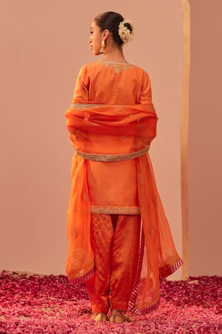 Sheetal Batra_Orange Organza, Satin, , Bamboo Embroidery, Cut Floral Kurta Set _Online_at_Aza_Fashions