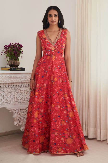 Buy Red Romantic Flower Floral Zardozi Embroidered Dress Online - RI.Ritu  Kumar India Store View